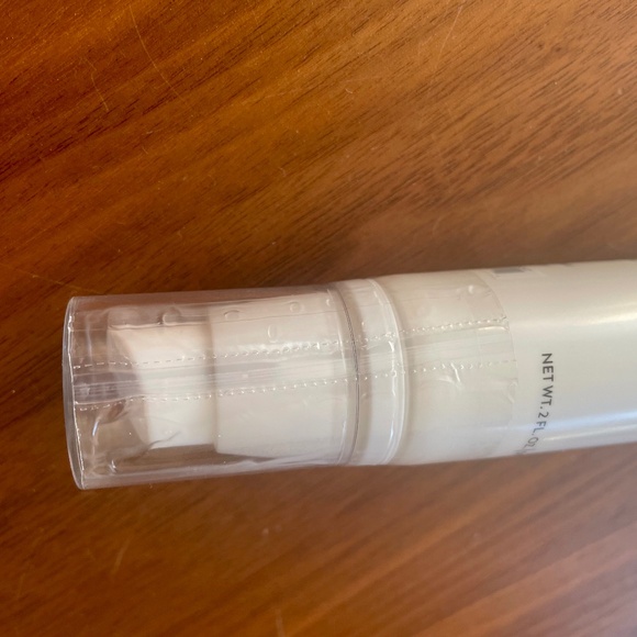 New-Laura Geller Spackle Skin Perfecting Primer Original Clear 2 fl oz - Picture 3 of 3